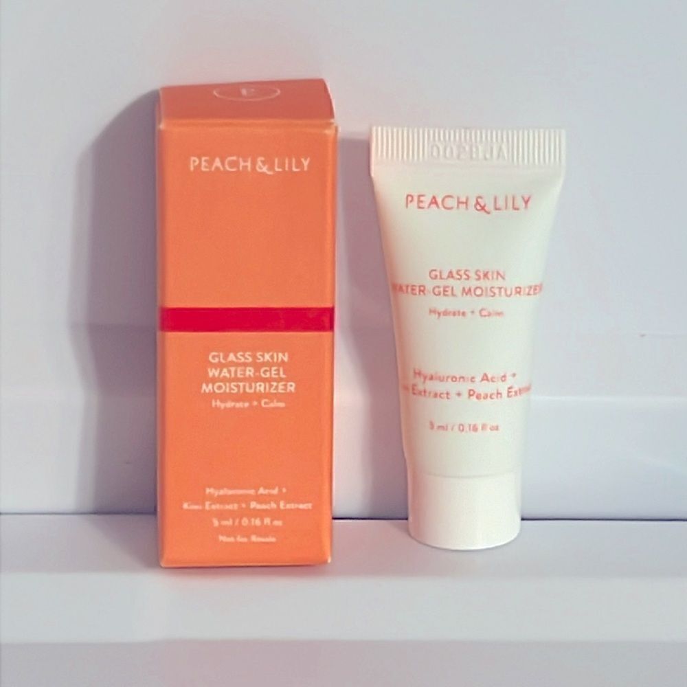 🌟 Peach & Lily Glass Skin Water Gel Moisturizer